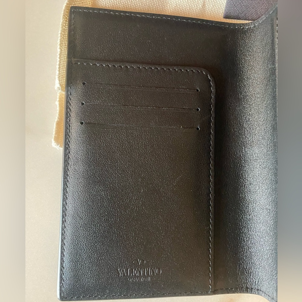 Valentino Camouflage Leather Passport Holder - Picture 4 of 6